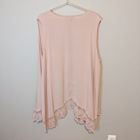 Torrid Lightweight Beige Vest Cardigan with Lace Detail, size 4X - Picture 3 of 4